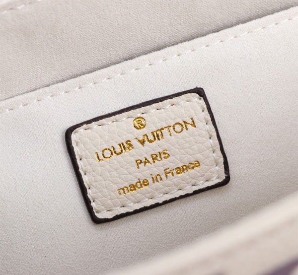 ルイヴィトンバッグ角部分ディテール